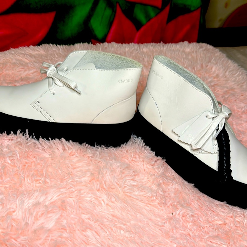 Women’s shoes